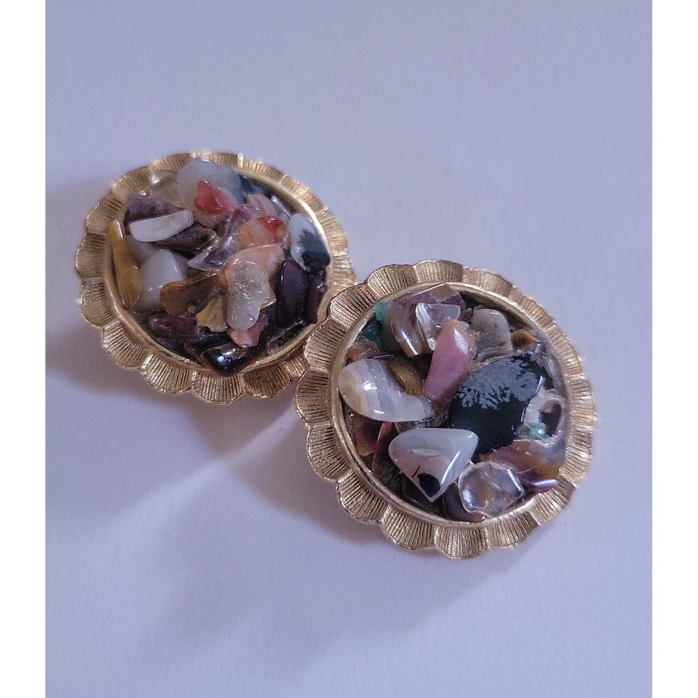 Vintage Gold Tone Mixed Stone Chip Scalloped Clip On Earrings Medium Cottagecore
